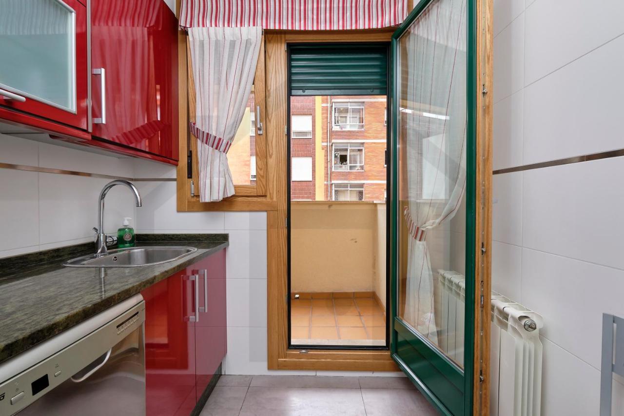 Apartamento Candelaria - Lujo A Un Paso Del Centro Овиедо Екстериор снимка